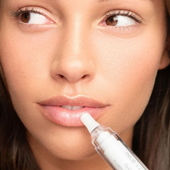 True + Luscious Flowerdose Plumping Lip and Eye Serum - Picture 10 of 12